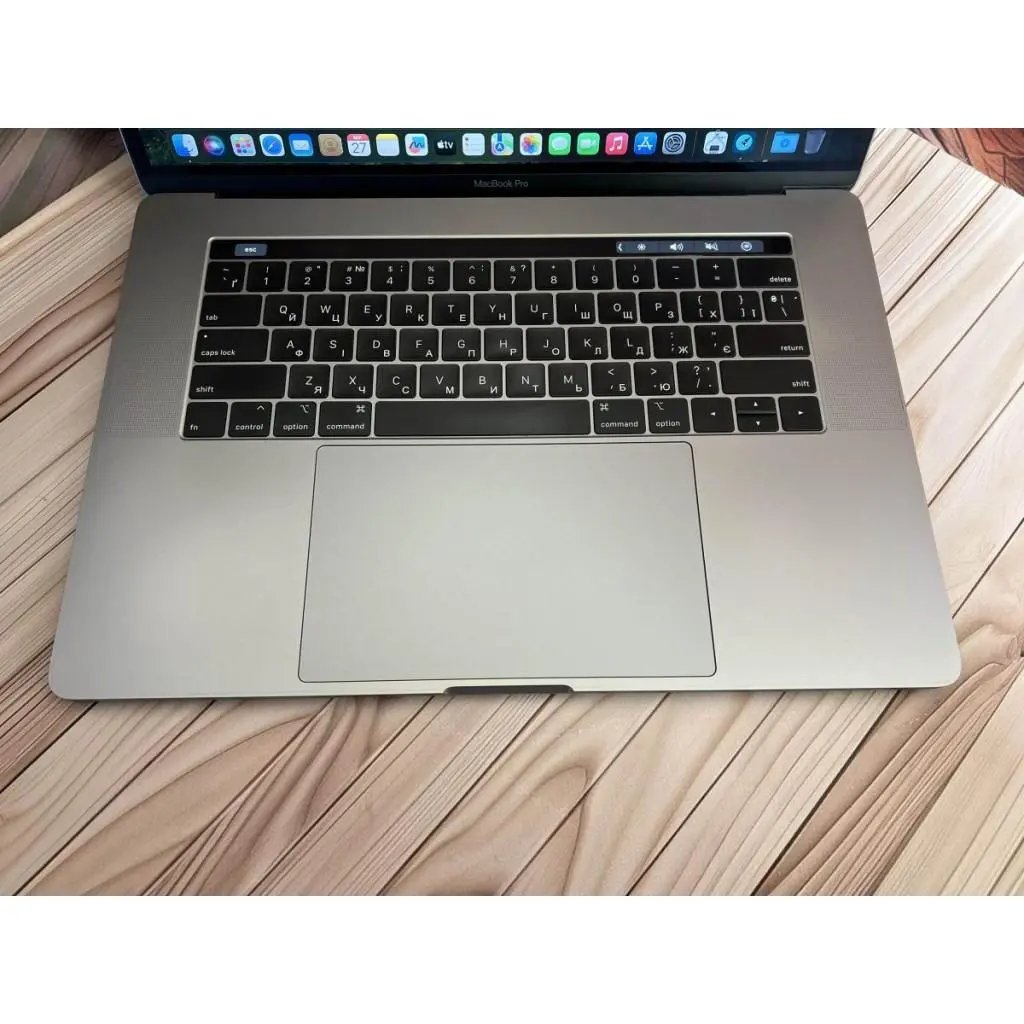 Ноутбук Apple MacBook Pro 15