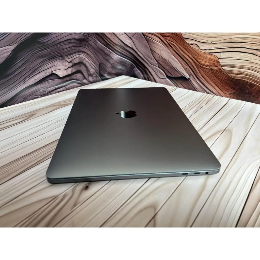 Ноутбук Apple MacBook Pro 15