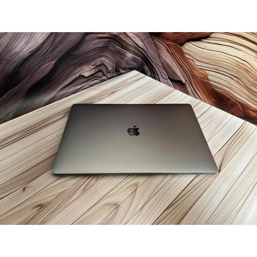 Ноутбук Apple MacBook Pro 15